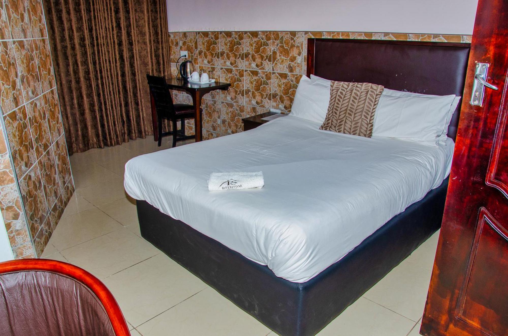 הארארה Riverstone Guest Lodge מראה חיצוני תמונה