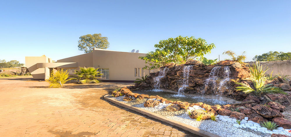 הארארה Riverstone Guest Lodge מראה חיצוני תמונה